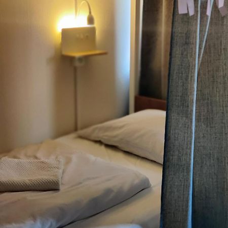 Viki Kazimierz Hostel Красков Екстериор снимка